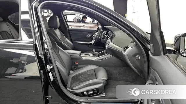 BMW 3 Series (G20) 2020 Черный из Кореи, фото 2