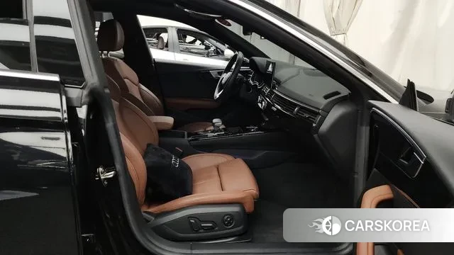 Audi A5 (F5) 2021 Черный из Кореи, фото 2