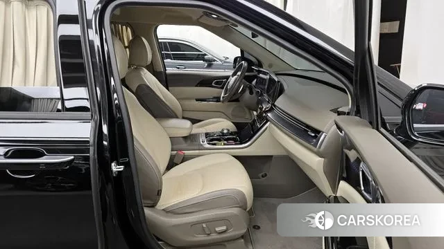 Kia Carnival 4th generation 2021 Черный из Кореи, фото 2