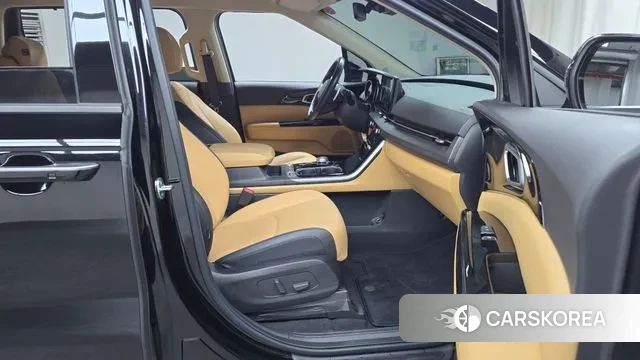 Kia Carnival 4th generation 2023 Черный из Кореи, фото 2