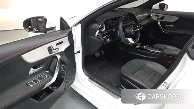 Mercedes-Benz CLA-Class C118 2024 Белый из Кореи, фото 2