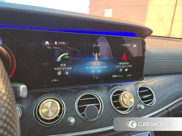 Mercedes-Benz E-Class W213 2020 Серый из Кореи, фото 2