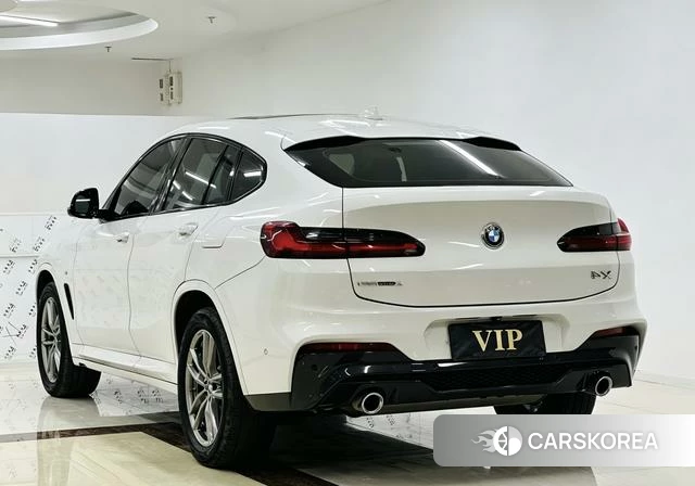 BMW X4 2021 Белый из Китая, фото 2