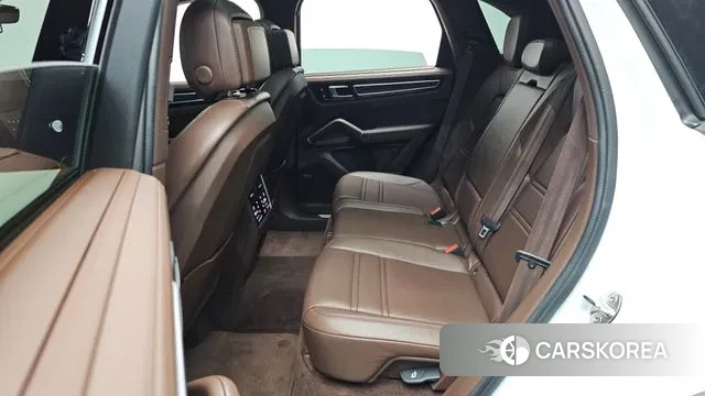 Porsche Cayenne (PO536) id 3492509 из Кореи 2