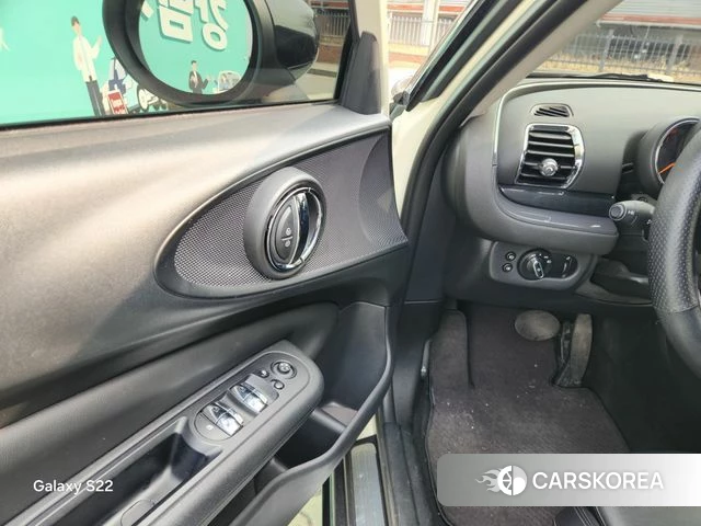 Mini Cooper Clubman 2020 Жемчужный цвет из Кореи, фото 2