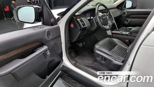 Land Rover Discovery 5 2019 Белый из Кореи, фото 2