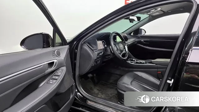 Hyundai Sonata (DN8) 2021 Черный из Кореи, фото 2