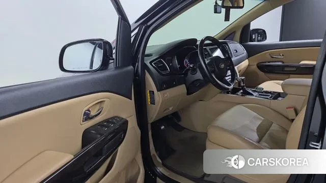 Kia The New Carnival 2019 Черный из Кореи, фото 2