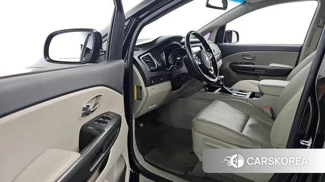 Kia The New Carnival 2019 Черный из Кореи, фото 2