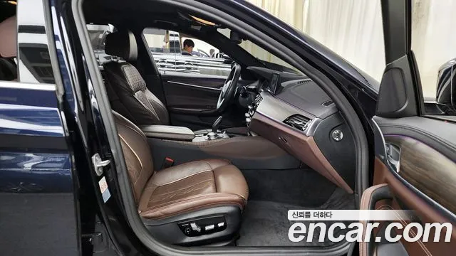 BMW 5 Series (G30) id 2274351 из Кореи 2