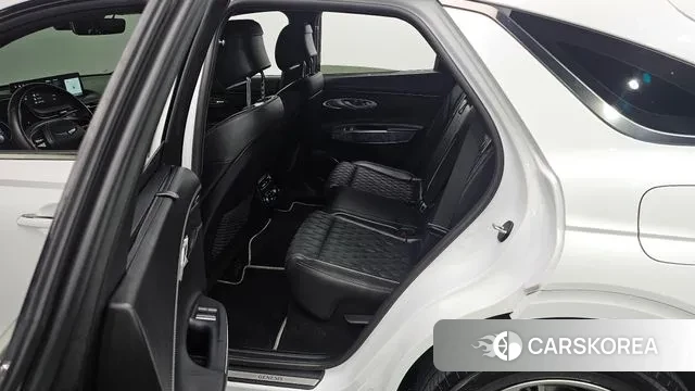 Genesis GV70 2021 Белый из Кореи, фото 2