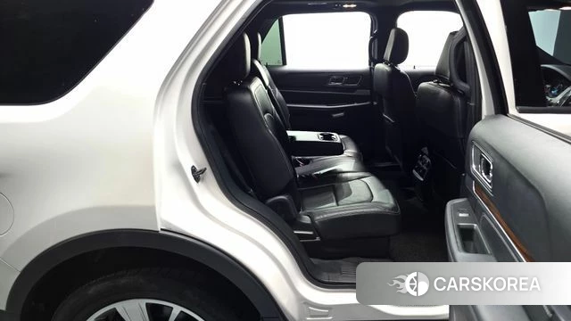 Ford Explorer 2019 Белый из Кореи, фото 2