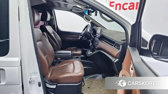 Hyundai The New Grand Starex 2019 Белый из Кореи, фото 2