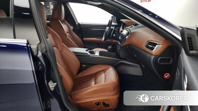 Maserati Ghibli 2018 Синий из Кореи, фото 2