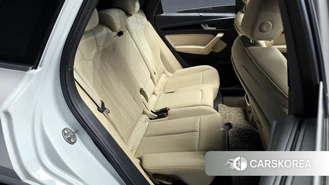 Audi Q5 (FY) 2021 Белый из Кореи, фото 2