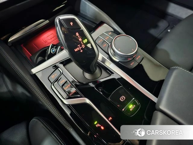 BMW 5 Series (G30) 2022 Синий из Кореи, фото 2