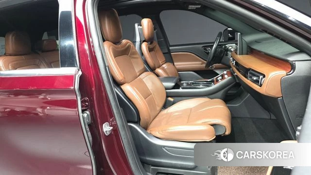 Lincoln Aviator 2nd generation 2021 Фиолетовый из Кореи, фото 2