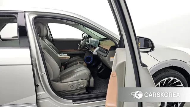 Hyundai Ionic 5 2021 Серебристо-серый из Кореи, фото 2