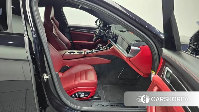 Porsche Panamera (971) 2019 Черный из Кореи, фото 2