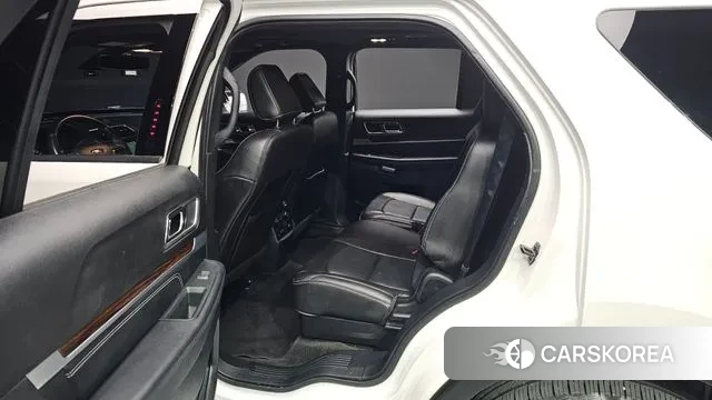 Ford Explorer 2018 Белый из Кореи, фото 2