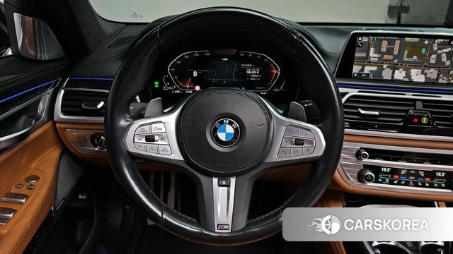 BMW 7 Series (G11) 2022 Черный из Кореи, фото 2