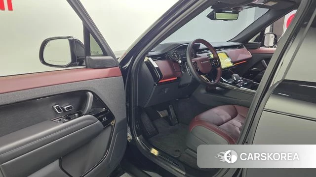 Land Rover Range Rover Sport 3rd Generation 2025 Черный из Кореи, фото 2