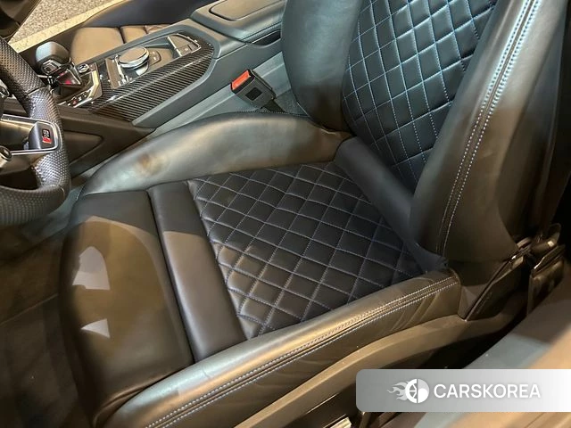 Audi R8 (4S) 2021 Черный из Кореи, фото 2