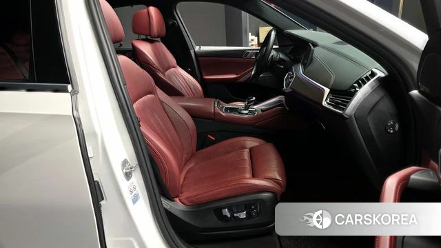 BMW X6 (G06) 2021 Белый из Кореи, фото 2