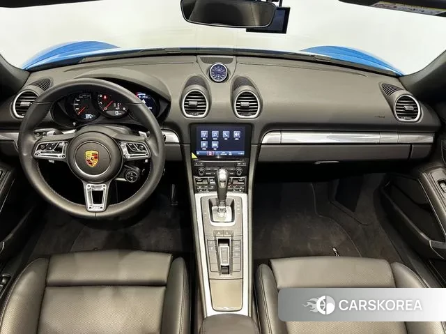 Porsche 718 Boxster 2023 Серебристо-серый из Кореи, фото 2