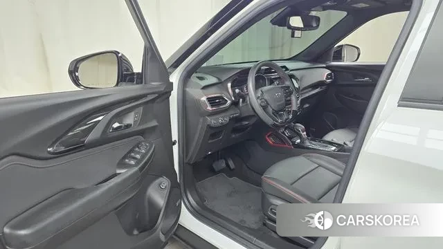 Chevrolet (GM Daewoo) Trailblazer 2023 Белый из Кореи, фото 2