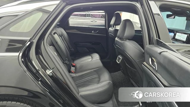 Kia K5 3rd generation 2023 Черный из Кореи, фото 2