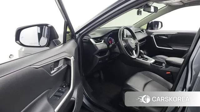 Toyota RAV4 5th Generation 2020 Серый из Кореи, фото 2