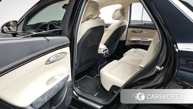 Genesis GV70 2024 Черный из Кореи, фото 2