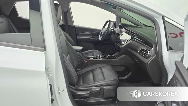 Chevrolet (GM Daewoo) New Bolt EV 2022 Белый из Кореи, фото 2