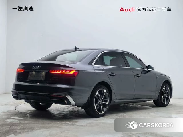 Audi A4L 2022 Темно-серый из Китая, фото 2
