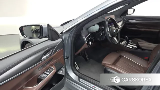 BMW 6 Series GT (G32) 2023 Серый из Кореи, фото 2