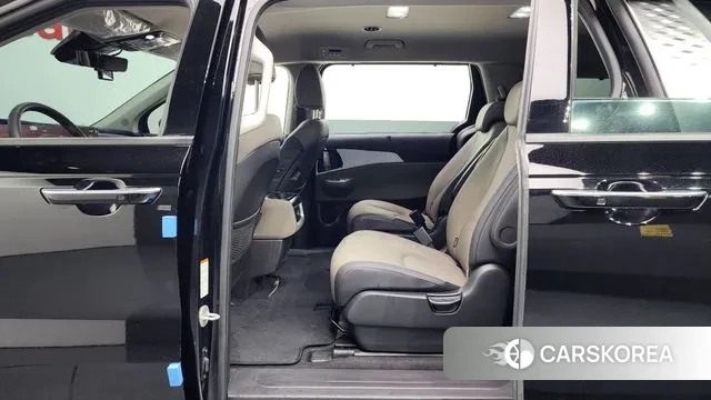 Kia The New Carnival 4th Generation 2024 Черный из Кореи, фото 2