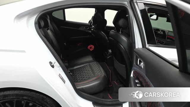 Genesis G70 2019 Белый из Кореи, фото 2