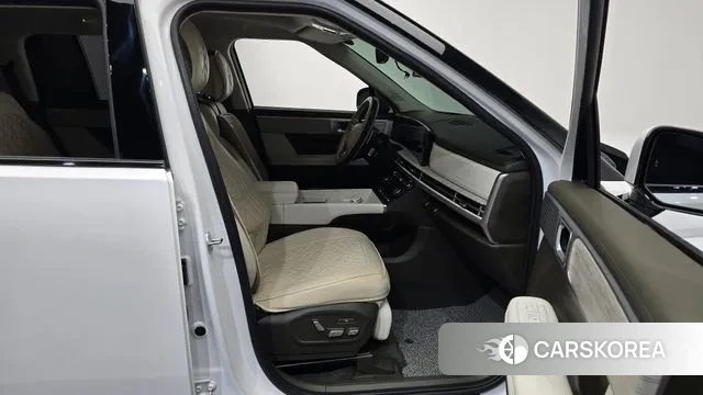 Hyundai Santa Fe (MX5) 2024 Белый из Кореи, фото 2