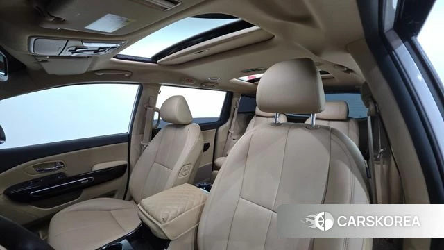 Kia The New Carnival 2018 Белый из Кореи, фото 2