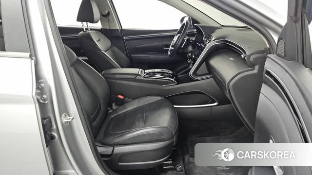 Hyundai Tucson (NX4) 2021 Серебристо-серый из Кореи, фото 2