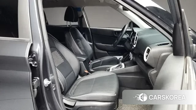 Hyundai Venue 2019 Серый из Кореи, фото 2