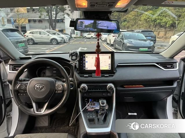 Toyota RAV4 Rongfang 2022 Белый из Китая, фото 2