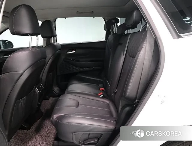 Hyundai The New Santa Fe 2021 Белый из Кореи, фото 2