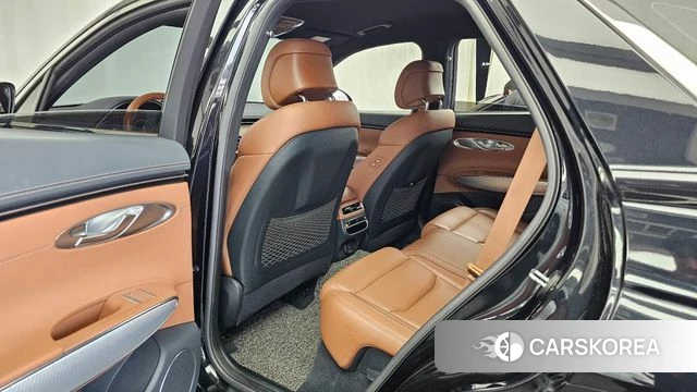 Genesis GV70 2021 Черный из Кореи, фото 2
