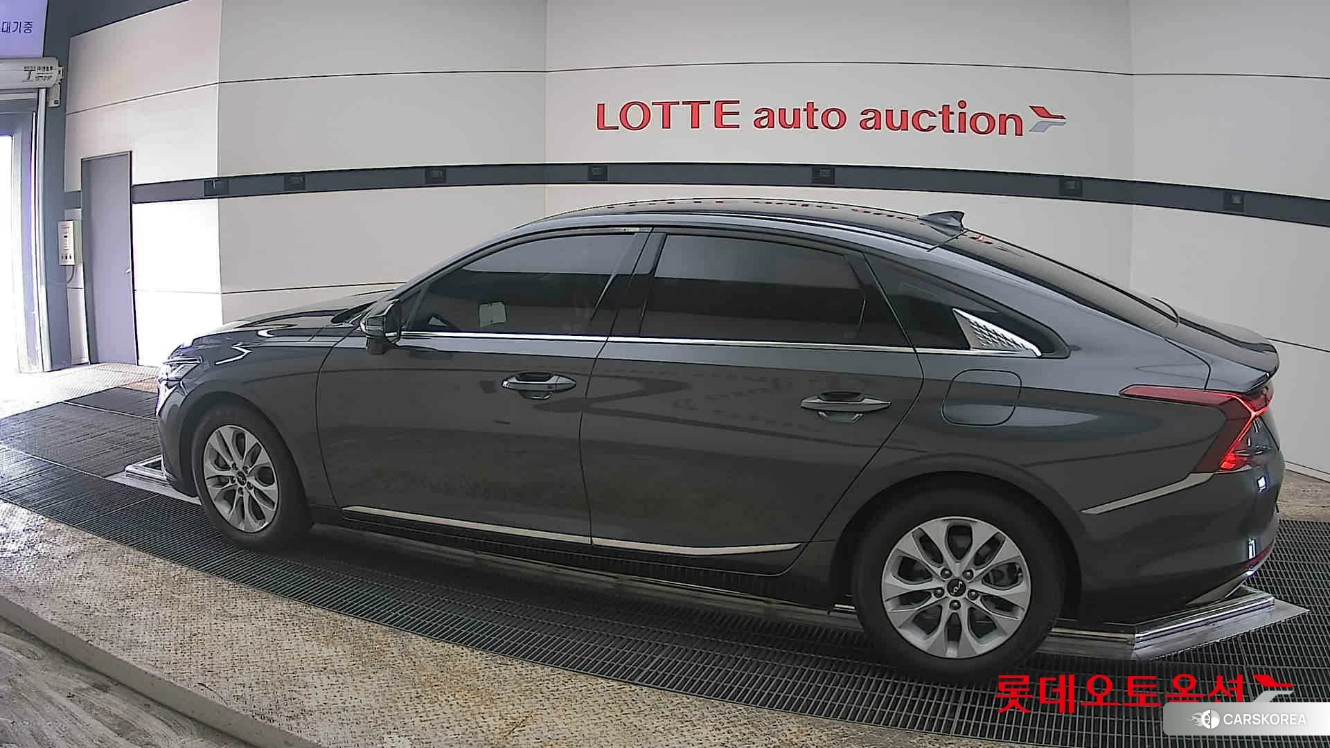 Kia K8 2022 Interstellagray из Кореи, фото 2