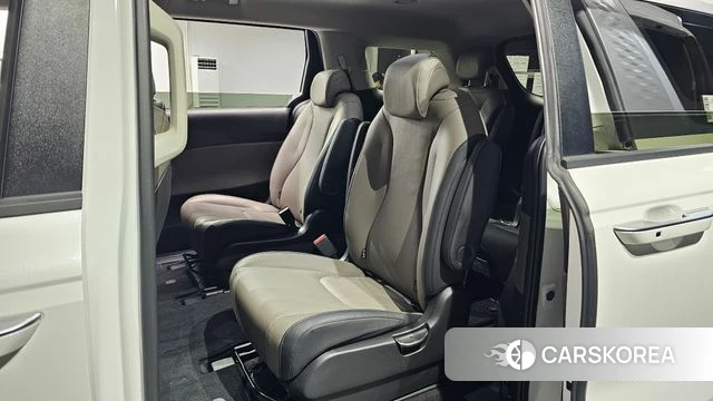 Kia The New Carnival 4th Generation 2025 Белый из Кореи, фото 2