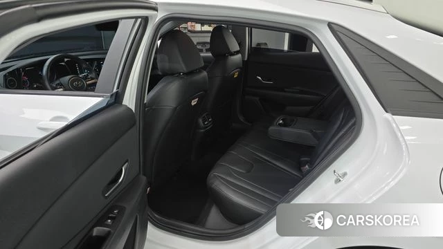 Hyundai Avante (CN7) 2022 Белый из Кореи, фото 2