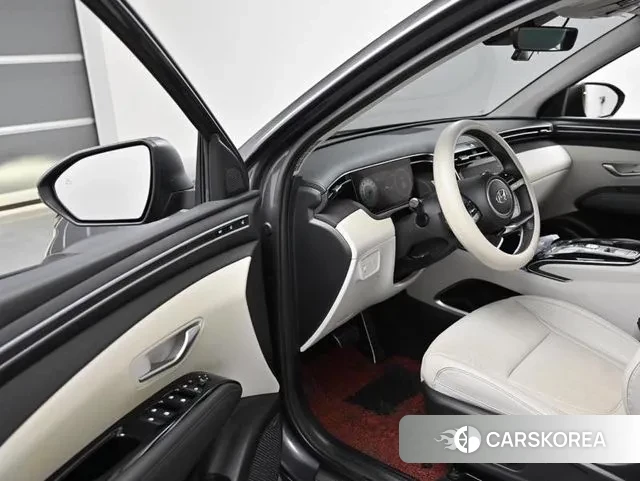 Hyundai Tucson (NX4) 2021 Серый из Кореи, фото 2