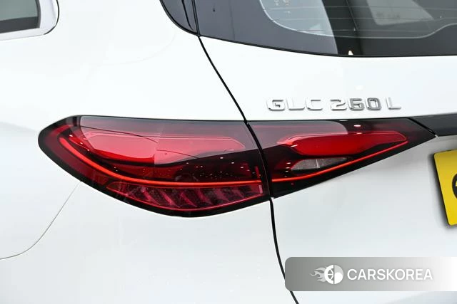 Mercedes-Benz GLC 2024 Белый из Китая, фото 2